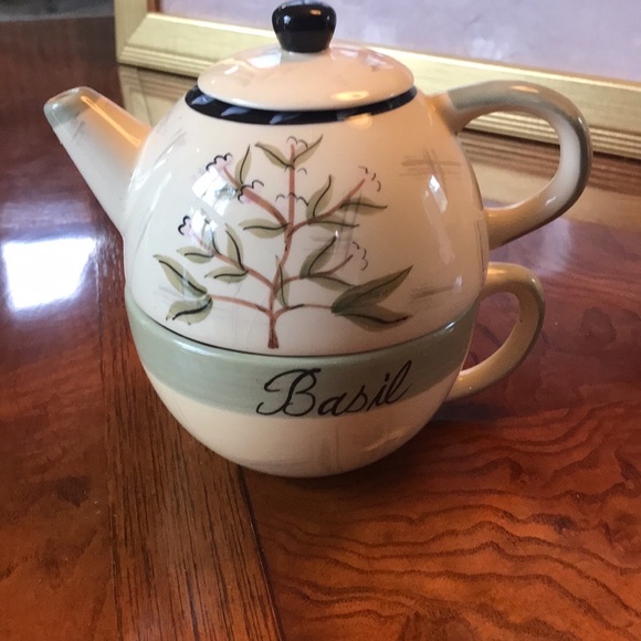 Collectible All-in-one Basil & Sage Teapot with 5" Cup - Picture 9 of 13